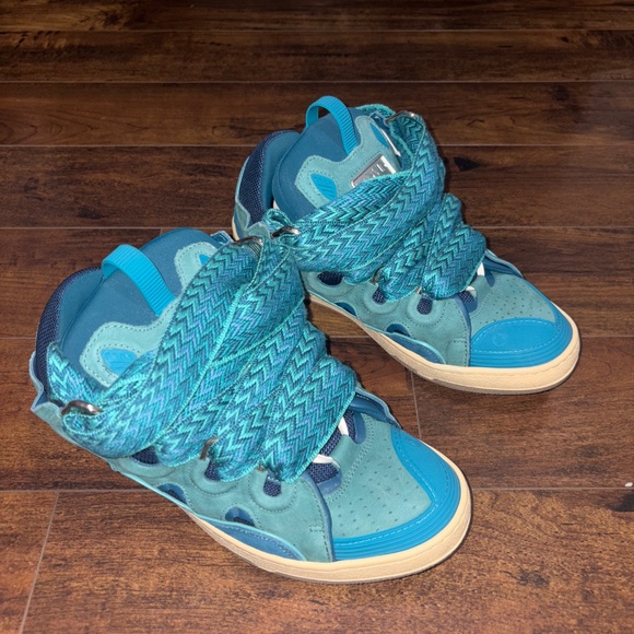 Lancing curb sneakers - Picture 2 of 6